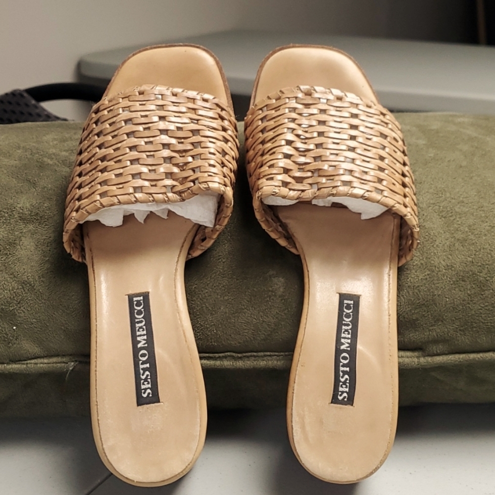 Sesto Meucci, weaved tan leather slides.  Size 5.5 with a 2" heel. - Picture 2 of 5